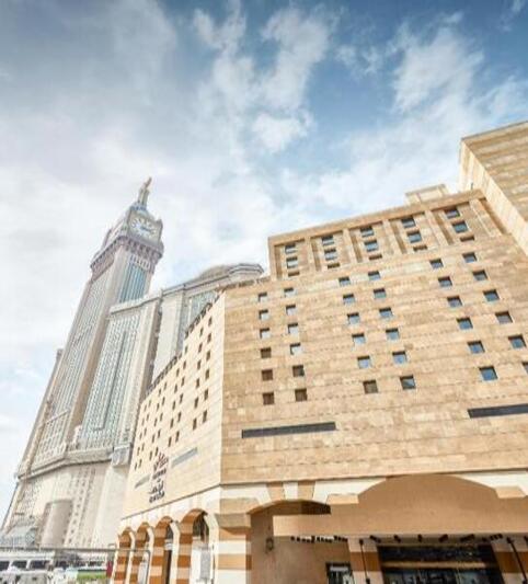 5 Star 12 Nights September Umrah Package